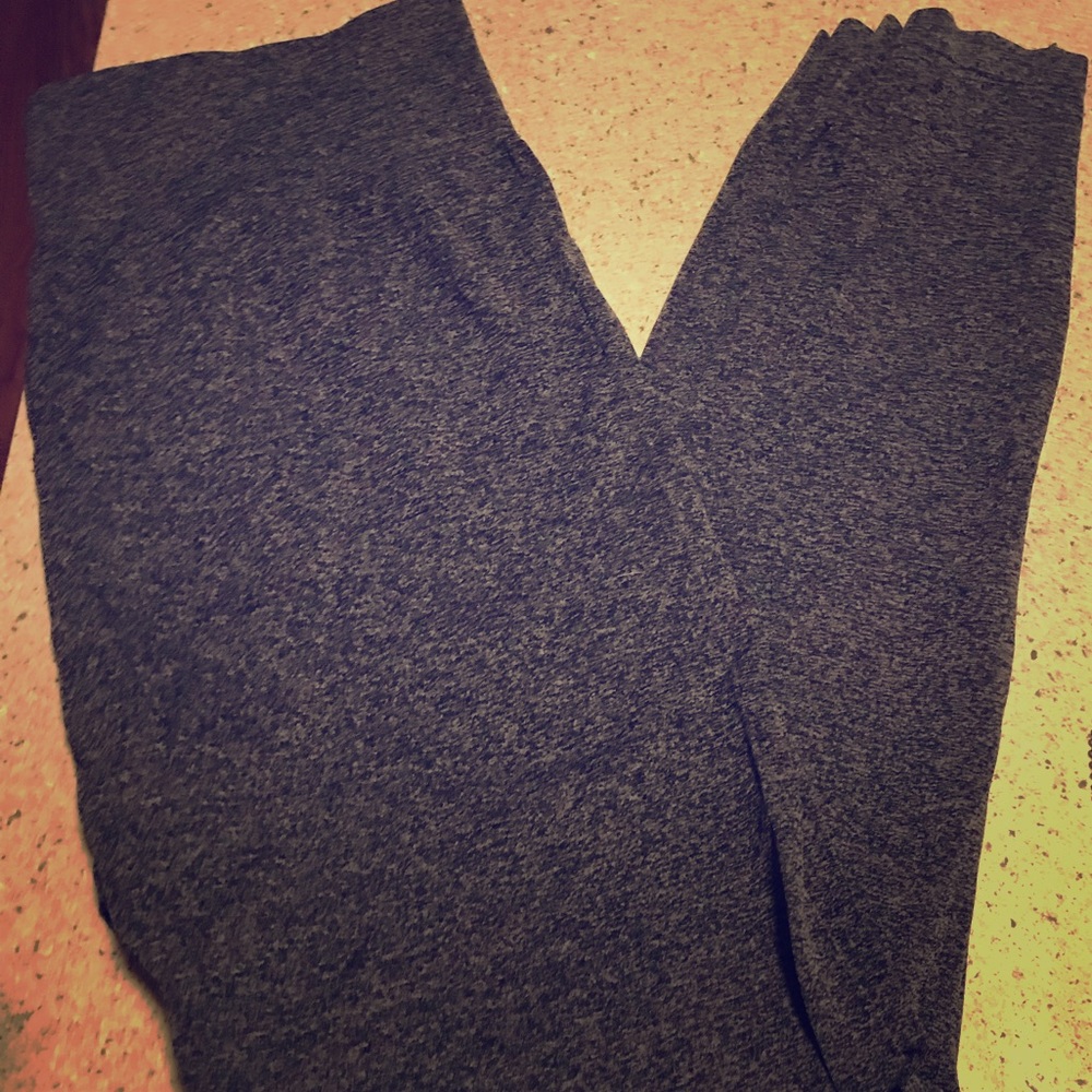 Grey leggings